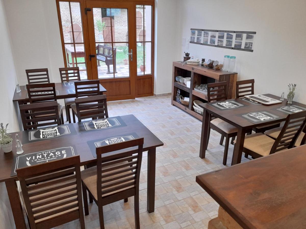 Adamko Borkert Haz Bed & Breakfast Villány Exterior foto