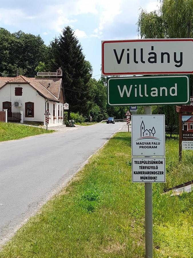 Adamko Borkert Haz Bed & Breakfast Villány Exterior foto