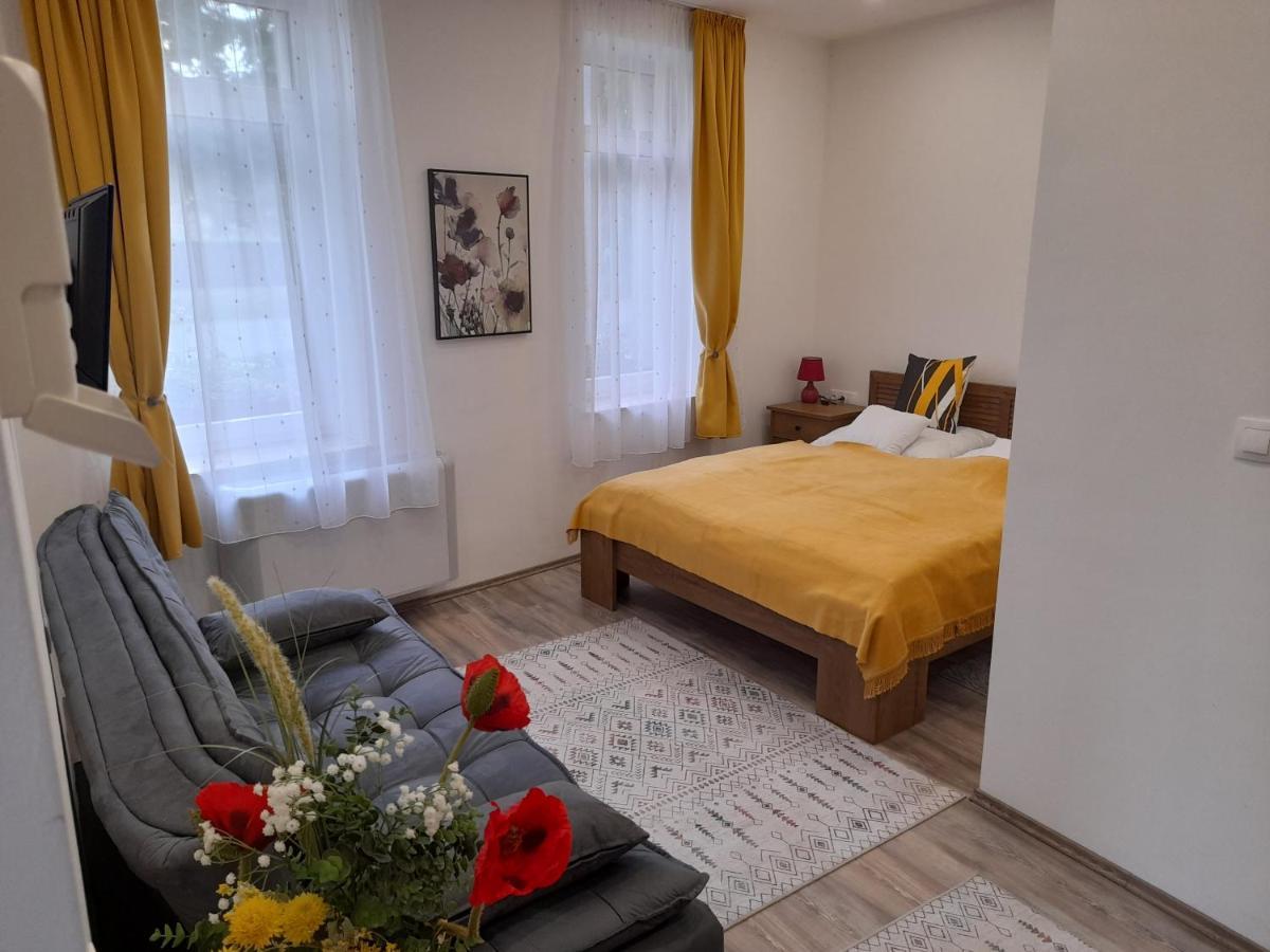 Adamko Borkert Haz Bed & Breakfast Villány Exterior foto